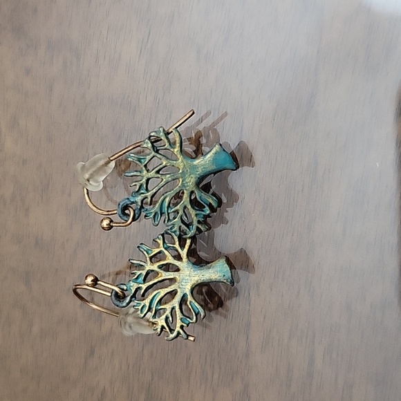 3 pair lot of pierced earrings - Picture 4 of 5